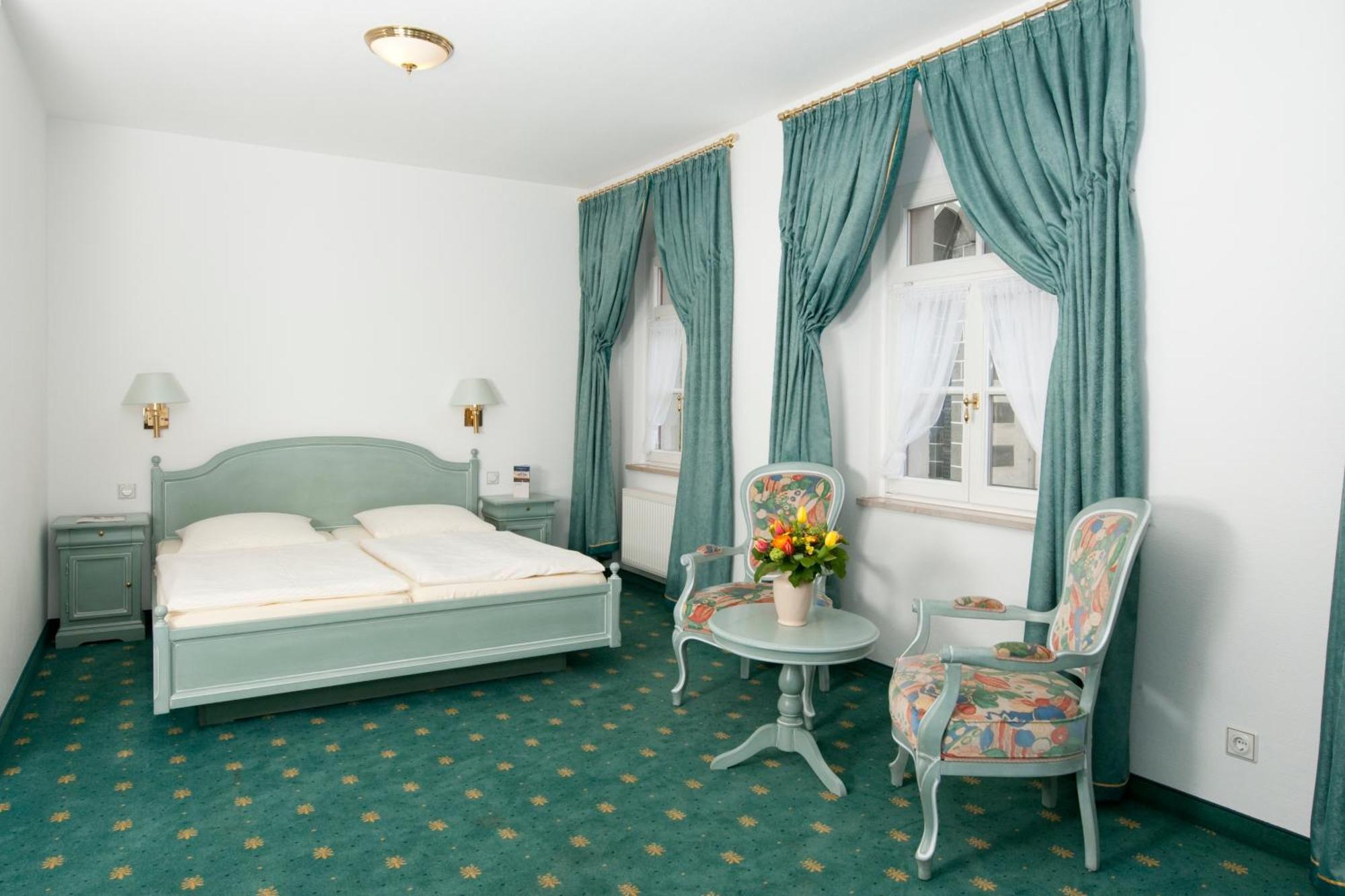 Hotel Garni Residenz Am Markt Мейсен Экстерьер фото